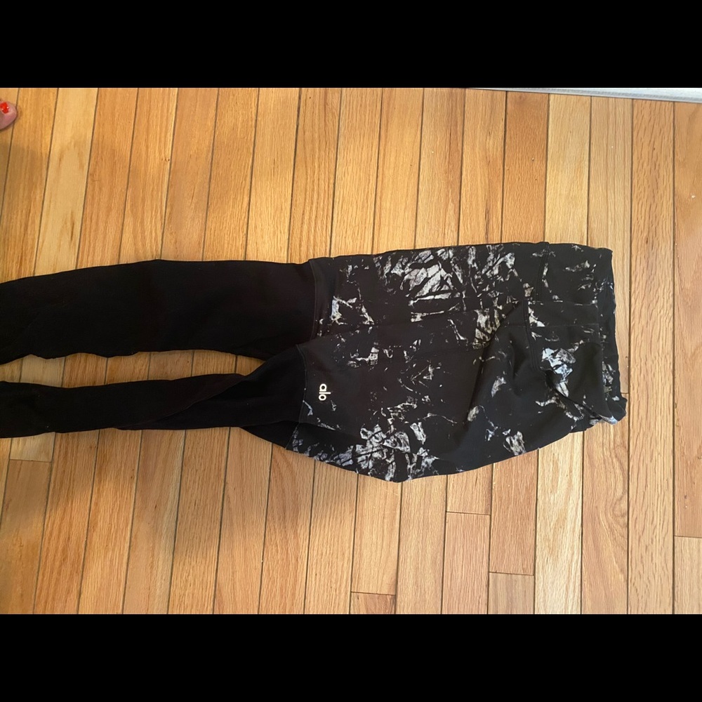 Aloyoga leggings
